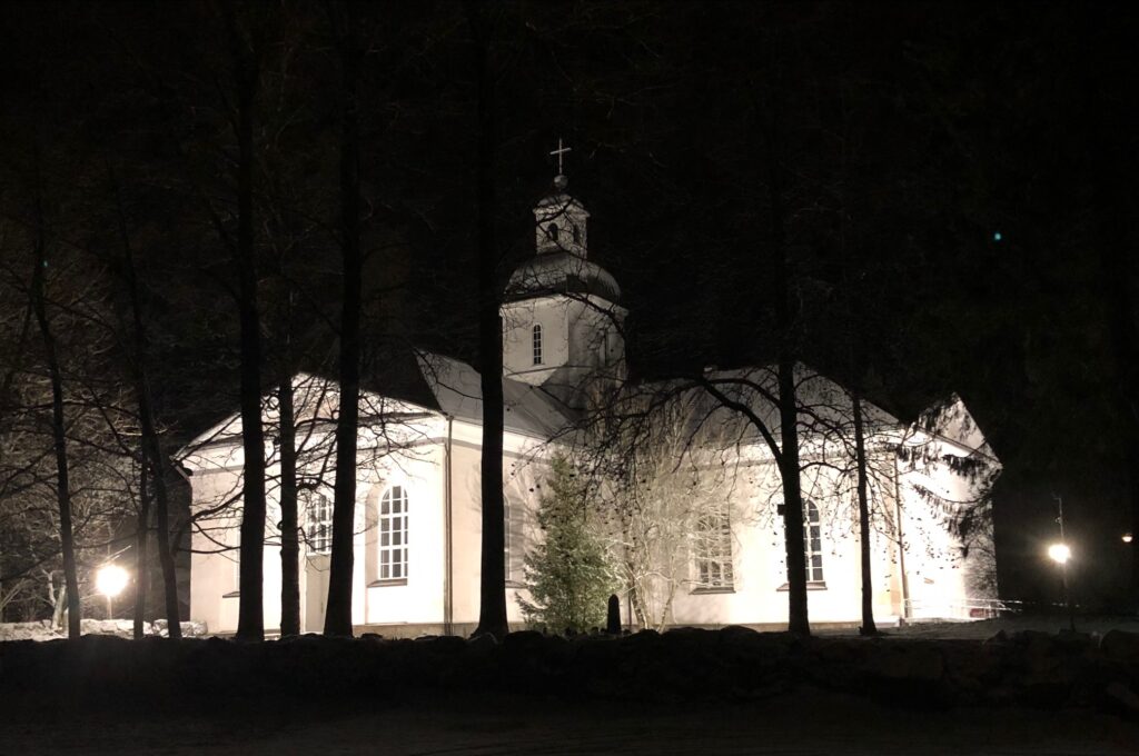 Vähänkyrön kirkko2